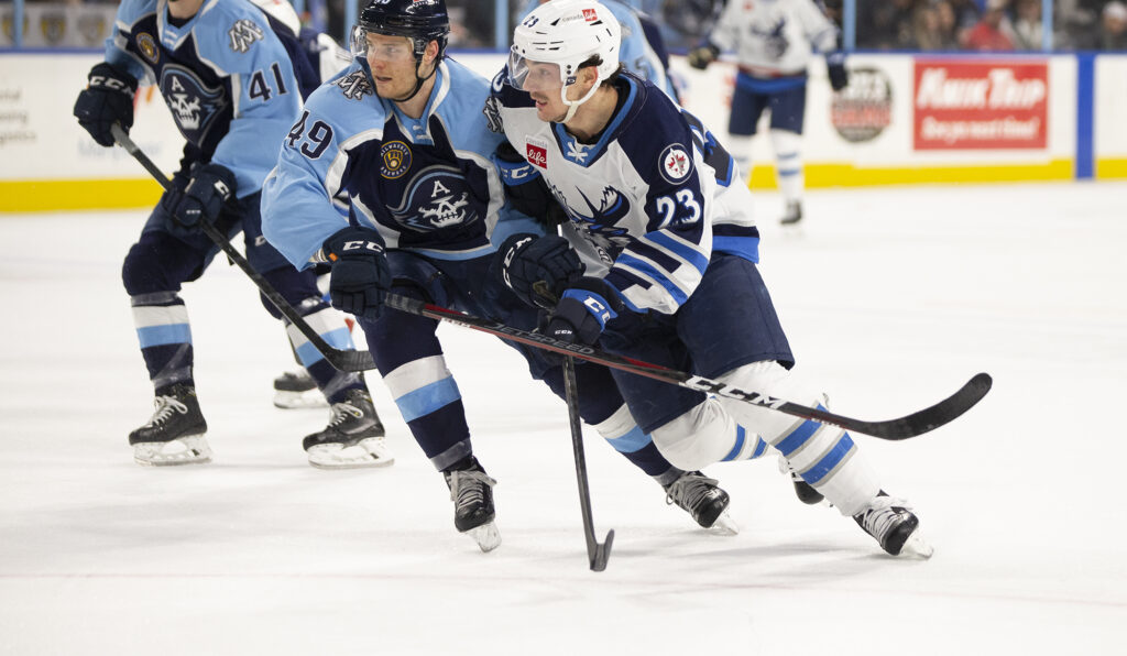 Watch Game 5 at Buck Bradley’s!