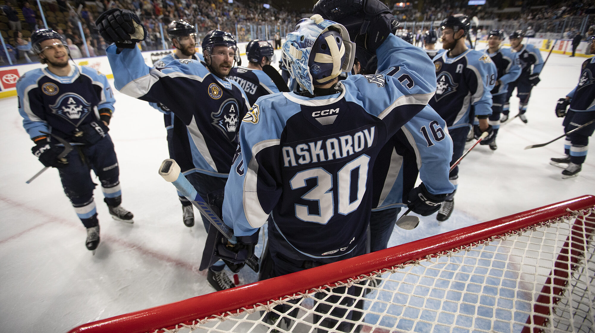 Ads Top Moose to Advance - Milwaukee Admirals