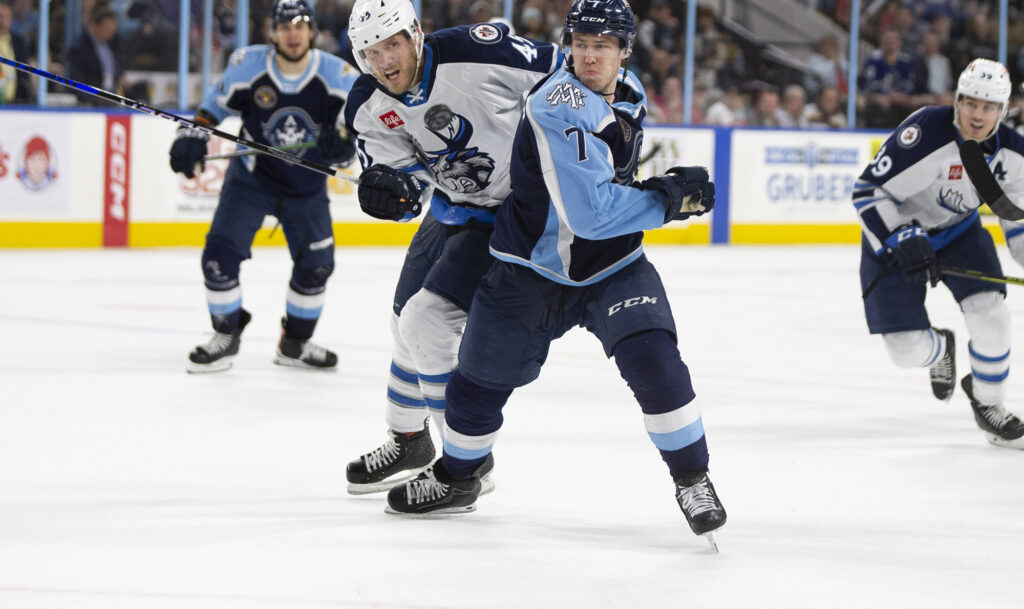 Ads Stave Off Elimination in Game 4 Win