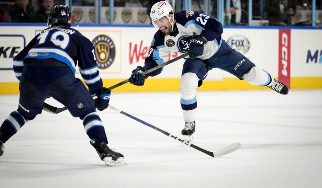 Ads Earn Point in Wild Finish